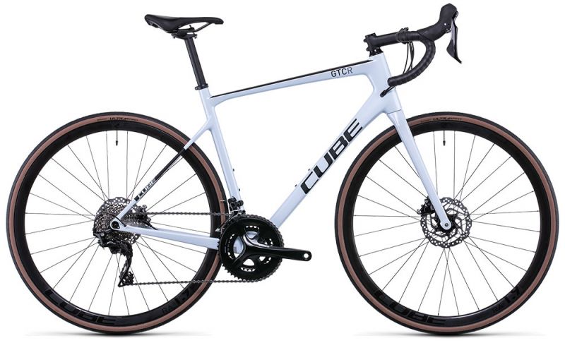 Cube-Attain-GTC-Race-frostwhite´n´carbon.jpg Cube Attain GTC Race